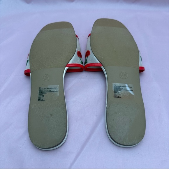 Cherry Embroidered Slide Sandals – Women’s 9.5 - Picture 8 of 9